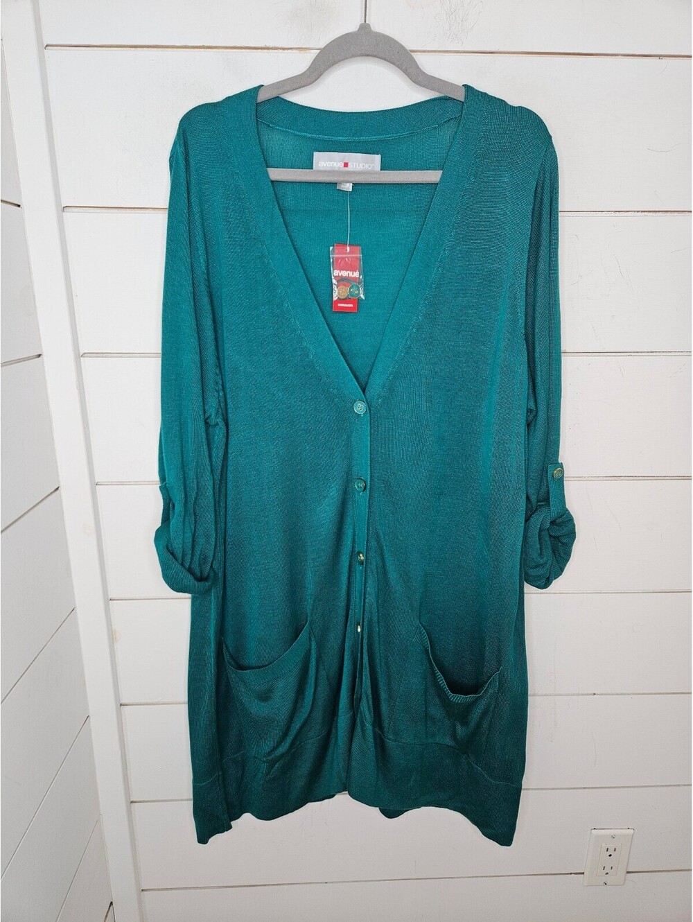 NWT Avenue size 22/24 teal green v neck sweater cardigan with rolled sleeves